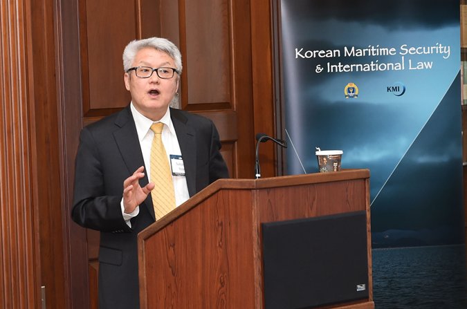 The Stockton Center for the Study of International Law at U.S. Naval War College (NWC) and the Korea Maritime Institute (KMI) hosted a workshop designed to seek paths to East Asian regional security, Feb. 23-24.