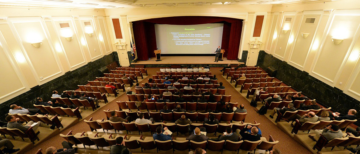 Pakistan army Maj. Gen. Aamer Abbasi, General Headquarters, general officer, commanding 10 Division, provides a presentation to staff, students and faculty at U.S. Naval War College in Newport, Rhode Island. 